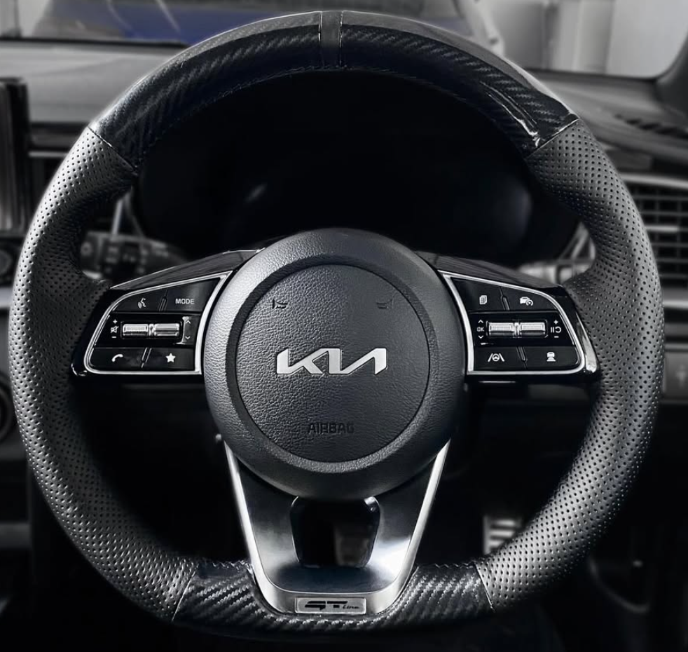 Carbon Fiber Steering Wheel Cover For KIA XCEED