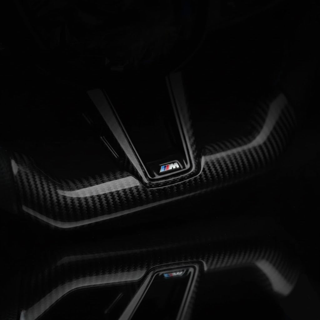 Custom Steering Wheel For BMW 5 Series 7 Series i5 i7 G60 G70 (2022-2024) (3)