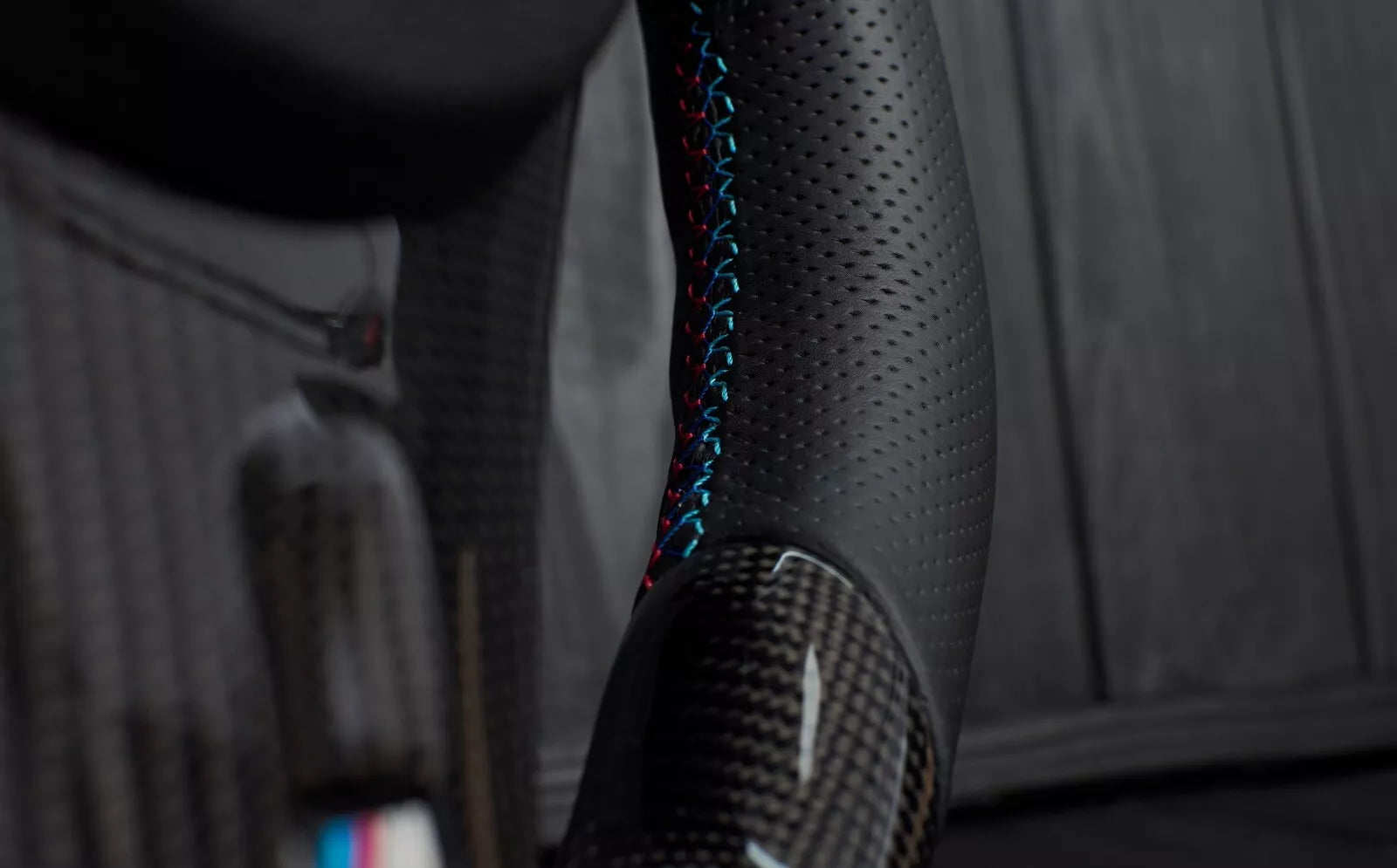 Custom Steering Wheel For BMW E92 M3 E90 E91 E93 E81 E82 E87 E88 (2006-2014) 6